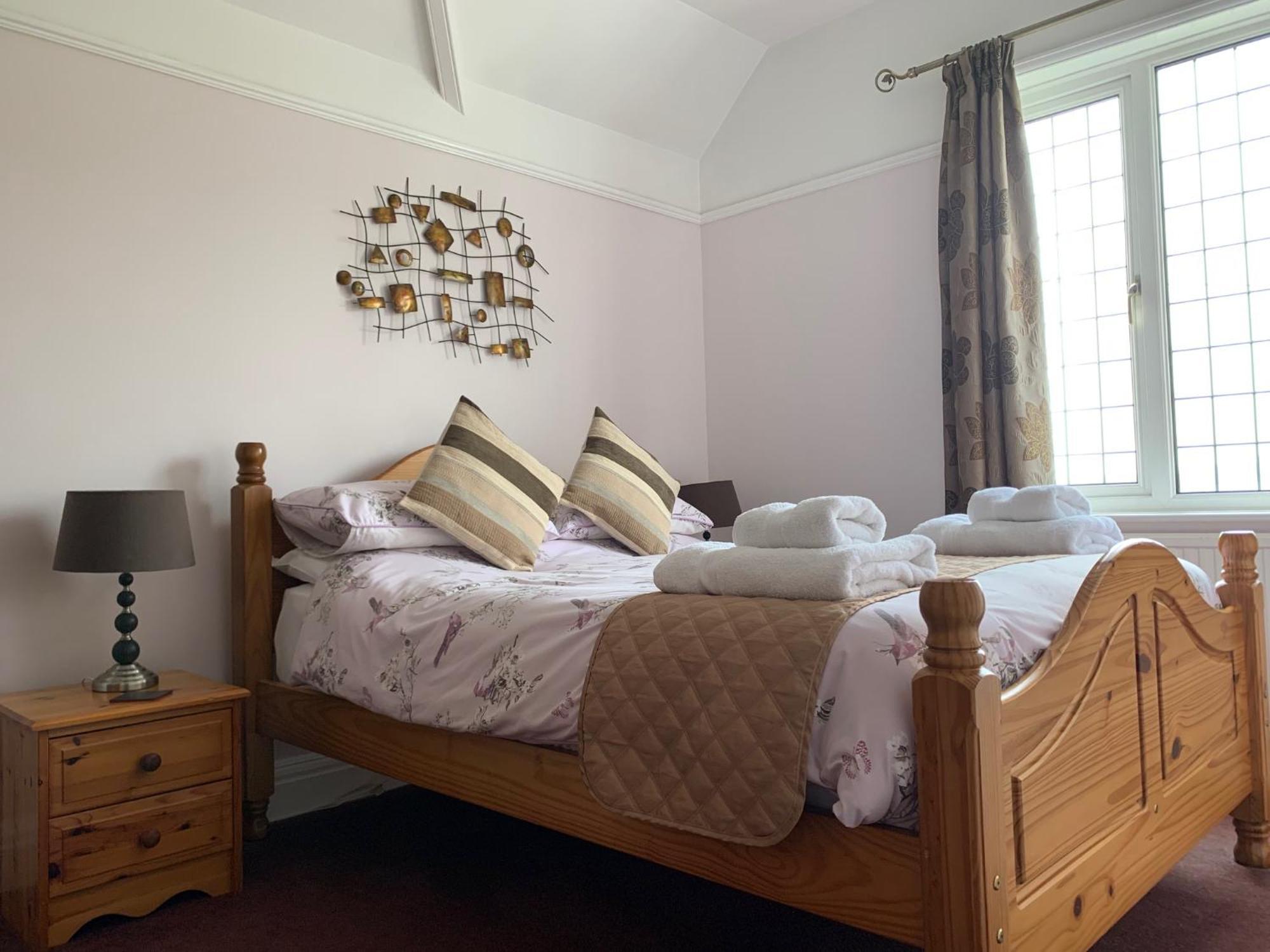 טורקוואי Burleigh House , A Cosy Retreat In Agatha Christie'S Hometown חדר תמונה
