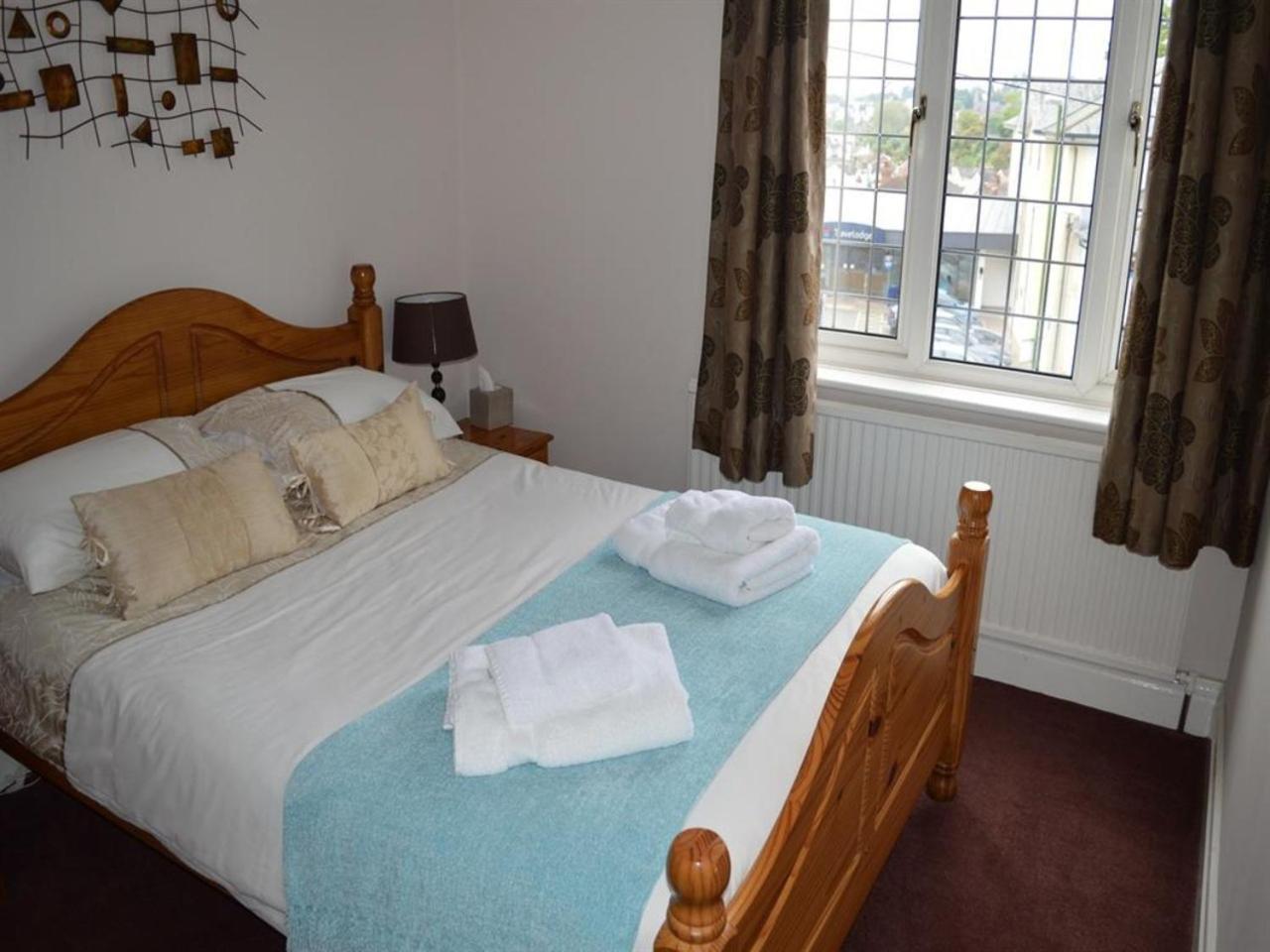 טורקוואי Burleigh House , A Cosy Retreat In Agatha Christie'S Hometown מראה חיצוני תמונה